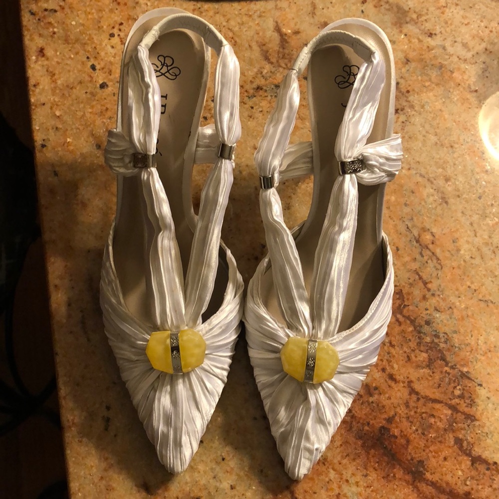White sling back shoes, size 9W (US)